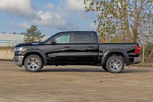 Ram 1500 Fender Flares - Rough Country - Defender - Delmonico Red - 2025+